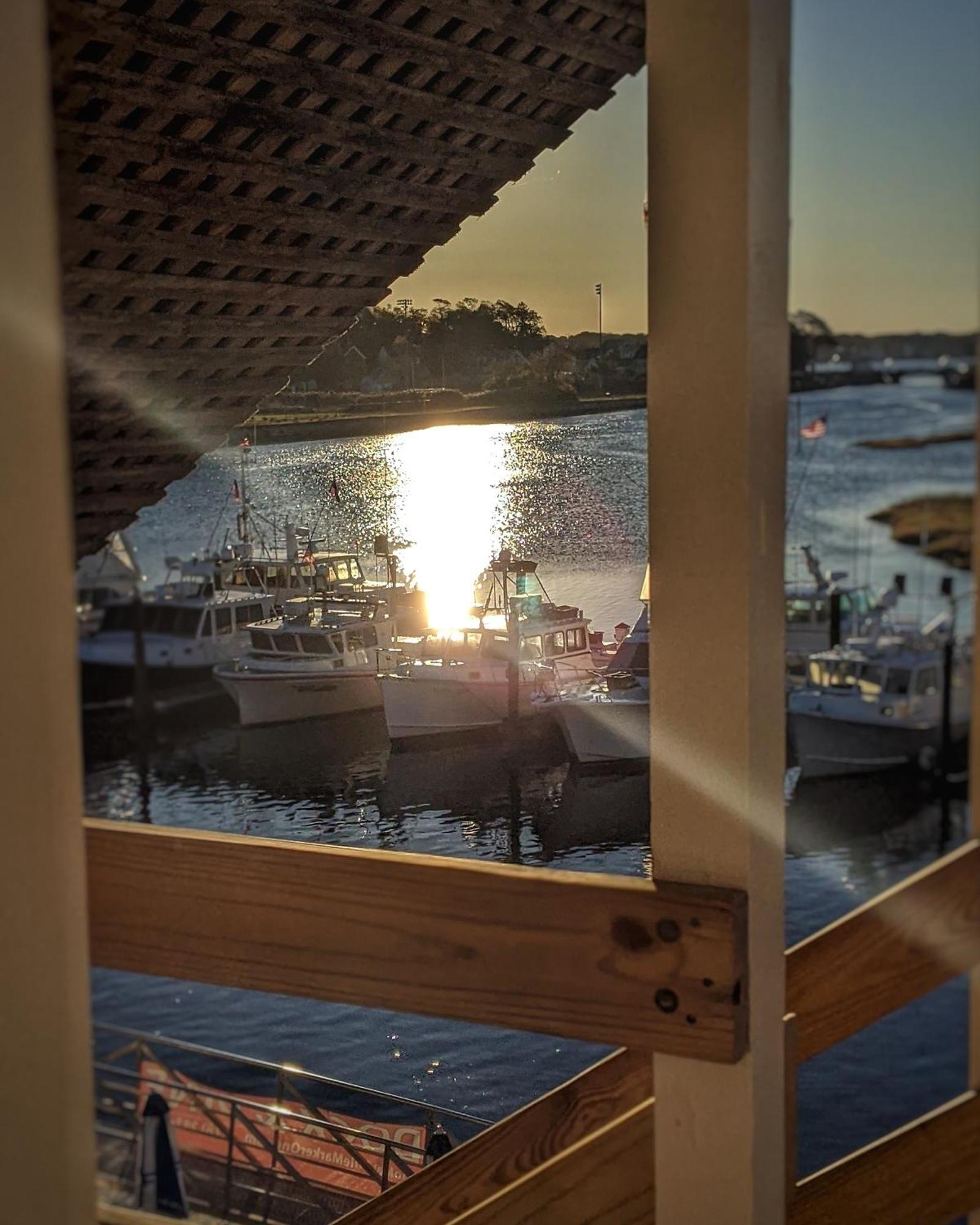The Hotel At Cape Ann Marina Глостър Екстериор снимка