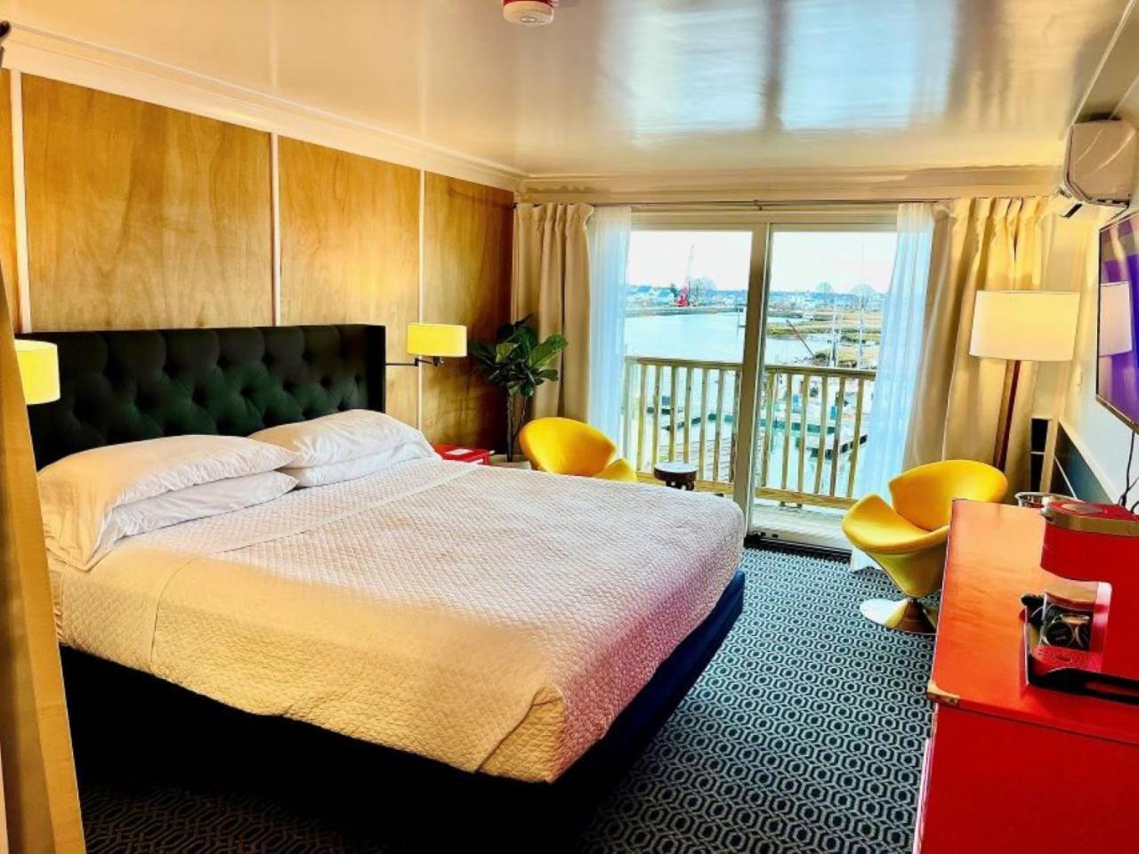The Hotel At Cape Ann Marina Глостър Екстериор снимка